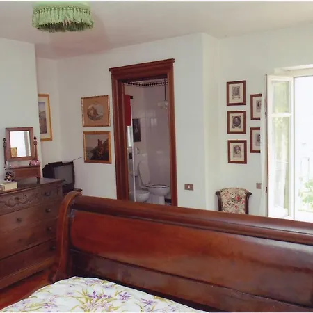 Casa Immersa Nel Verde Delle Langhe *