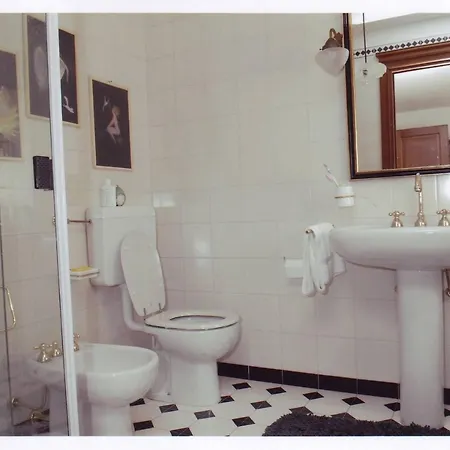 Casa Immersa Nel Verde Delle Langhe *